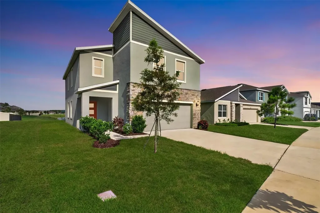 9744 Crescent Ray Drive Wesley Chapel FL 33545
