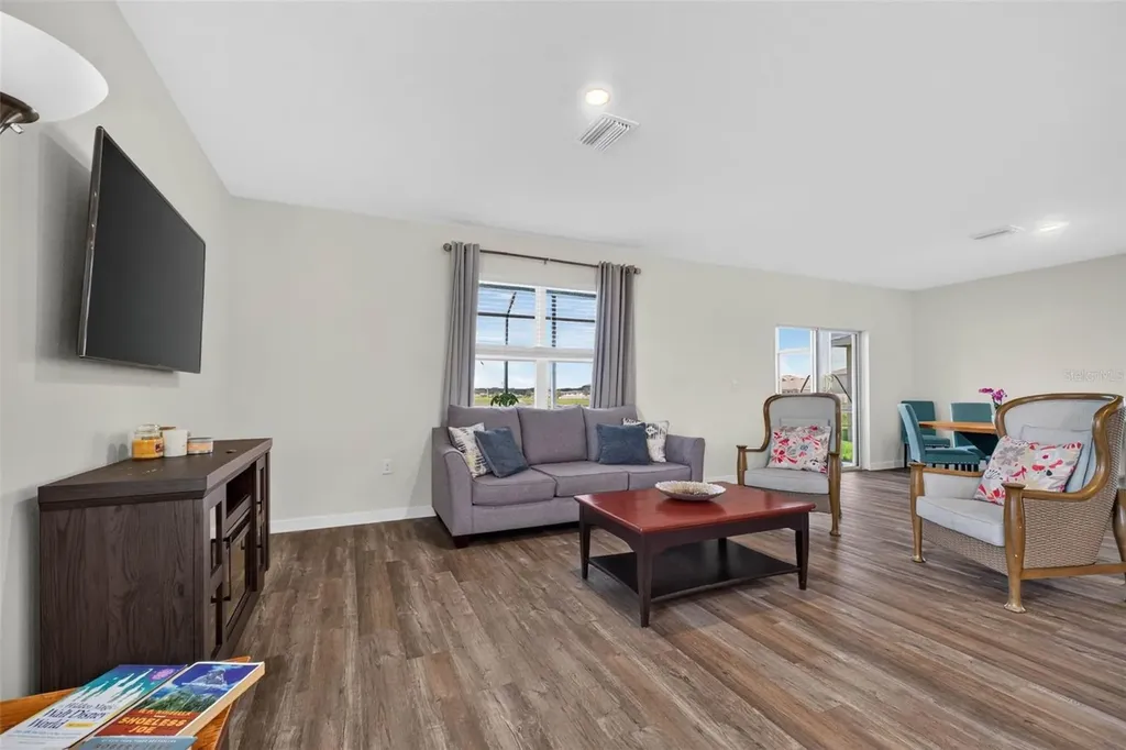 9744 Crescent Ray Drive Wesley Chapel FL 33545