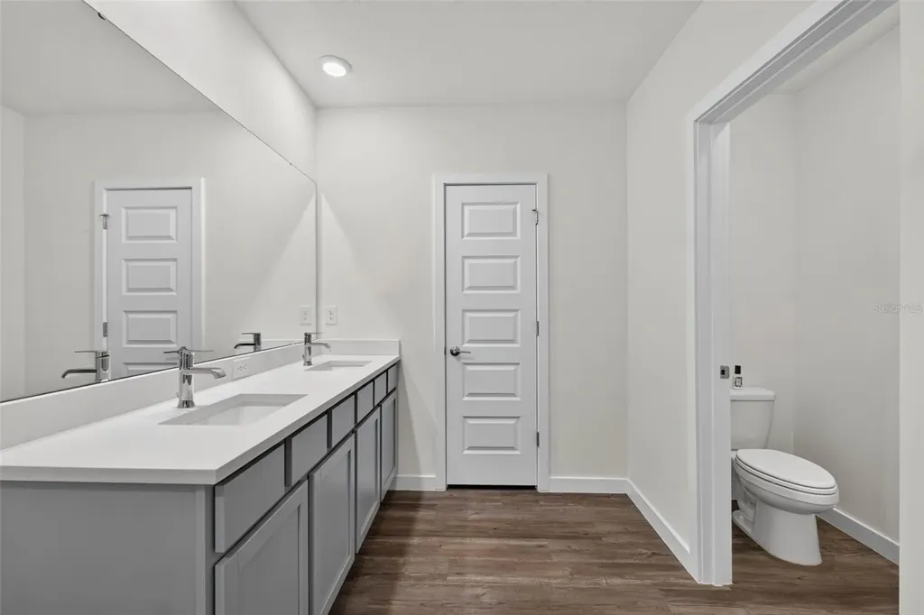 9744 Crescent Ray Drive Wesley Chapel FL 33545
