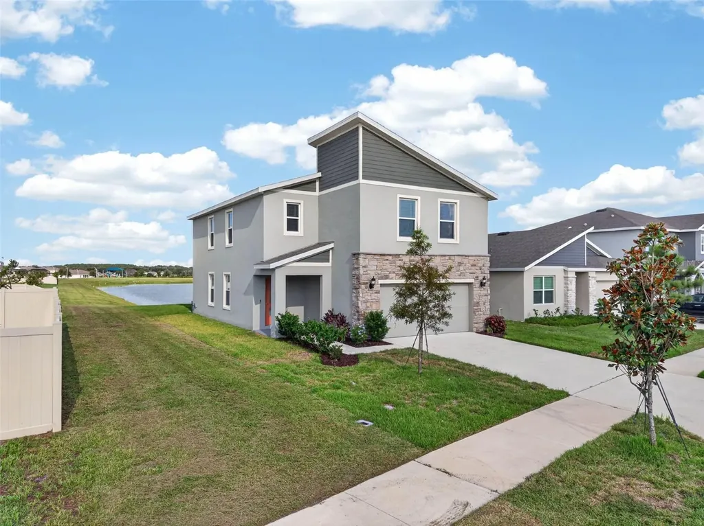 9744 Crescent Ray Drive Wesley Chapel FL 33545