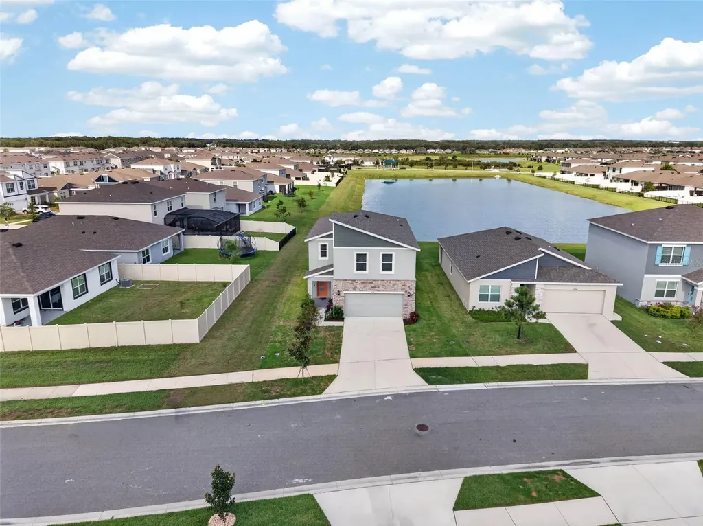 9744 Crescent Ray Drive Wesley Chapel FL 33545
