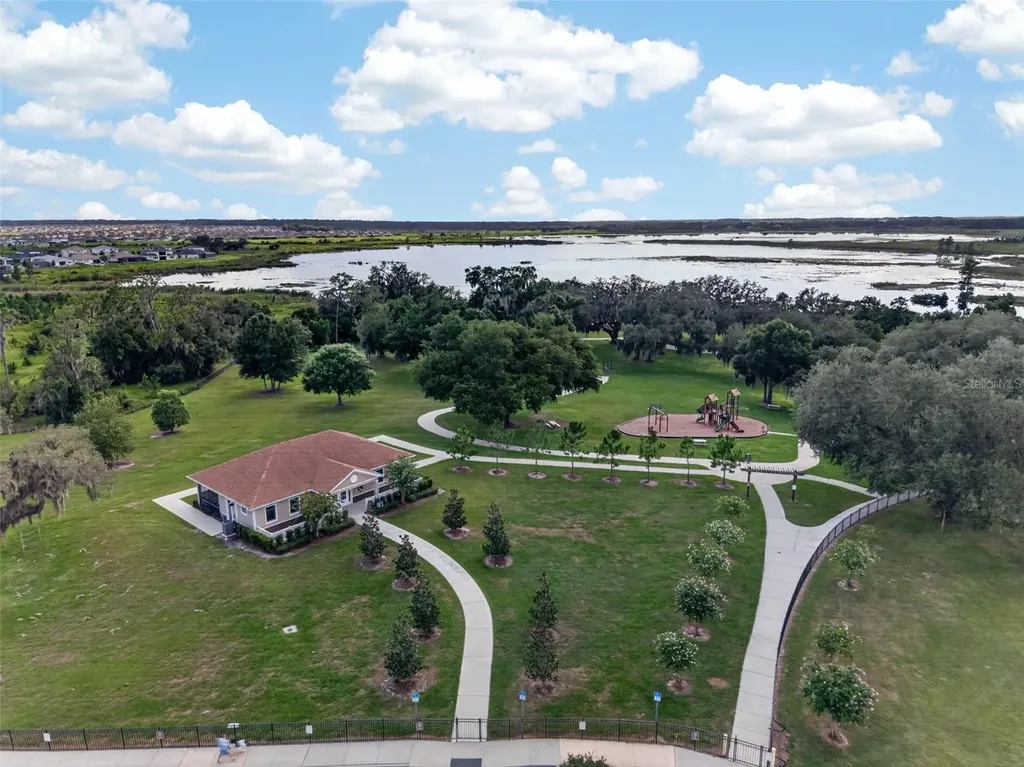 9744 Crescent Ray Drive Wesley Chapel FL 33545