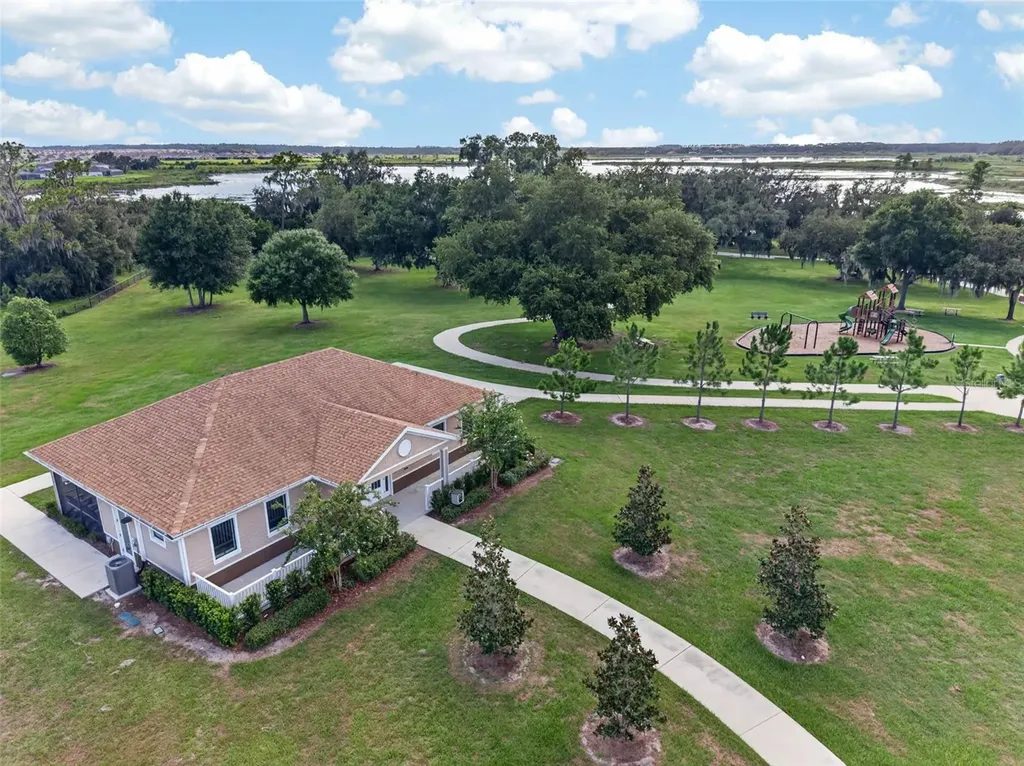 9744 Crescent Ray Drive Wesley Chapel FL 33545