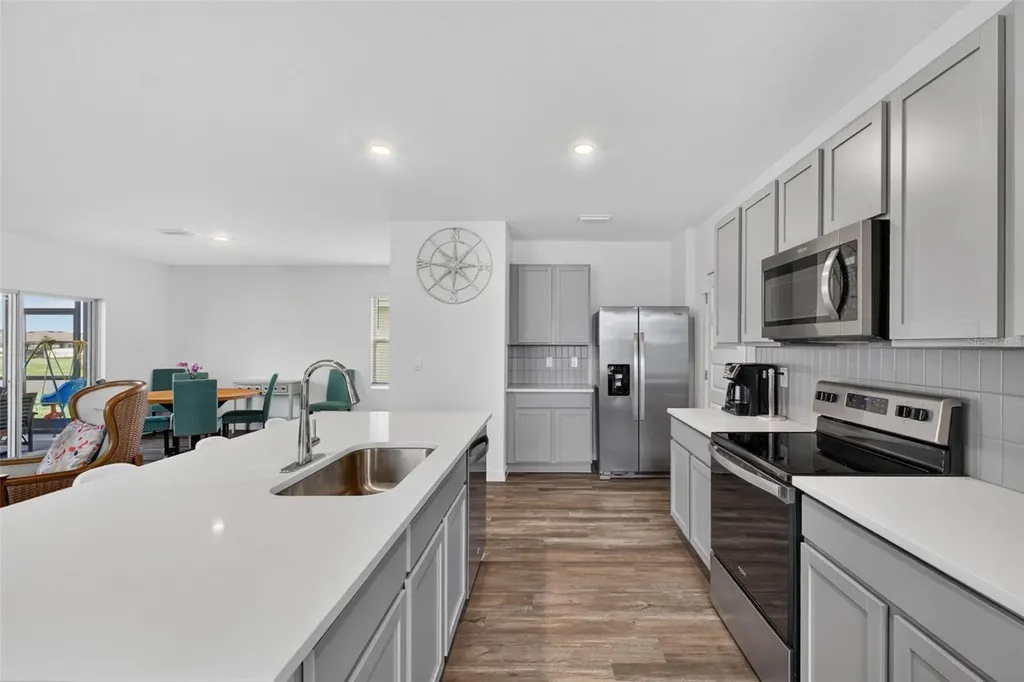 9744 Crescent Ray Drive Wesley Chapel FL 33545