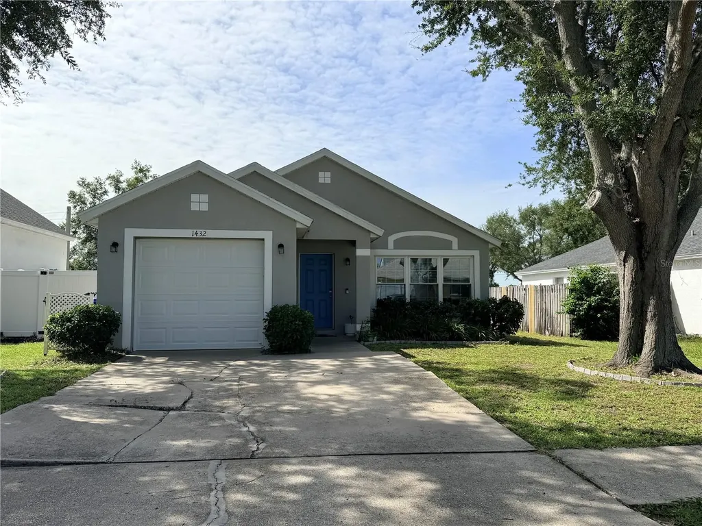 1432 Dew Bloom Road Valrico FL 33594