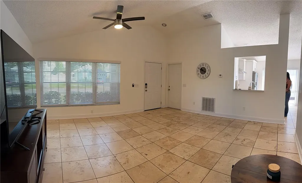 1432 Dew Bloom Road Valrico FL 33594