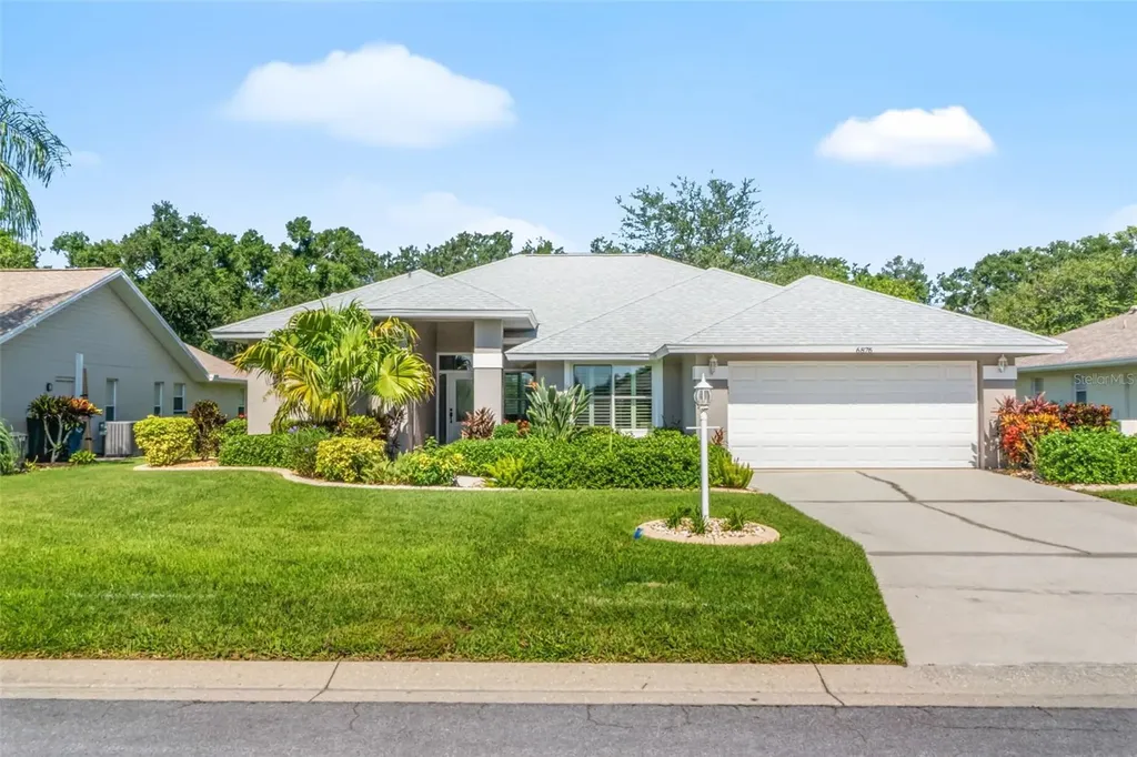 6876 Corral Circle Sarasota FL 34243