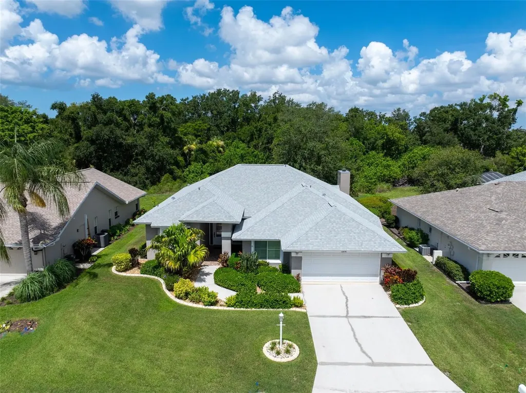 6876 Corral Circle Sarasota FL 34243