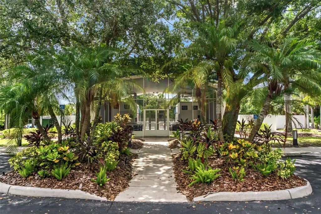 6876 Corral Circle Sarasota FL 34243