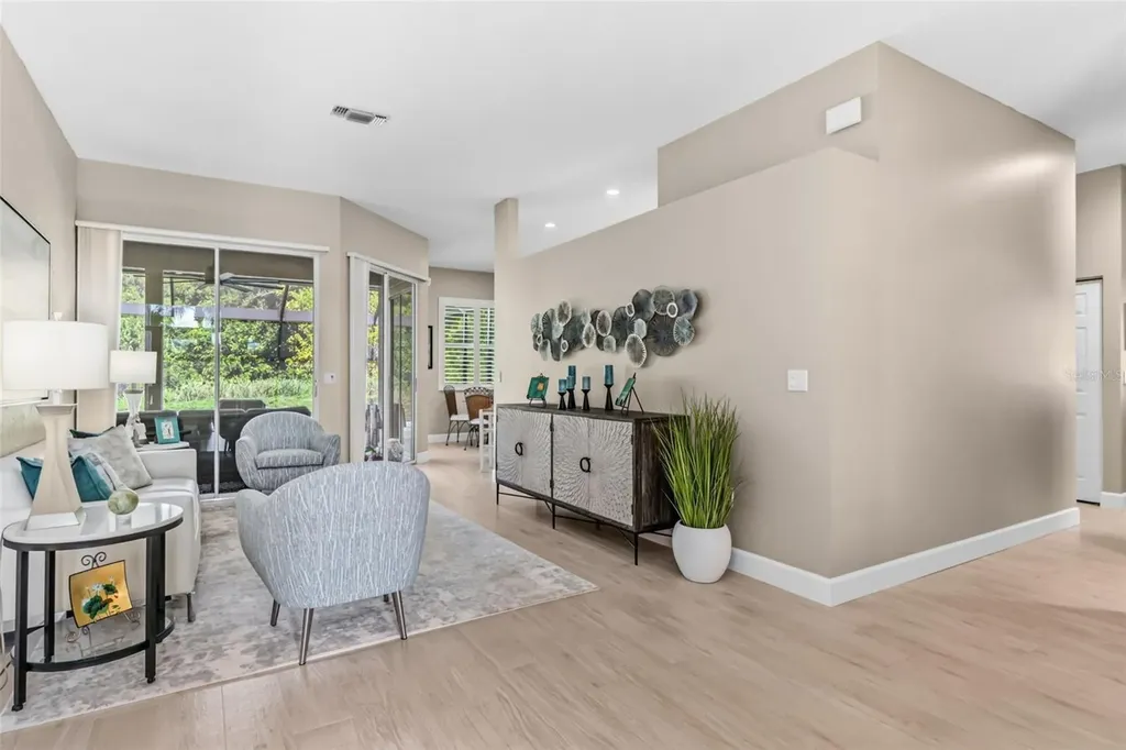 6876 Corral Circle Sarasota FL 34243