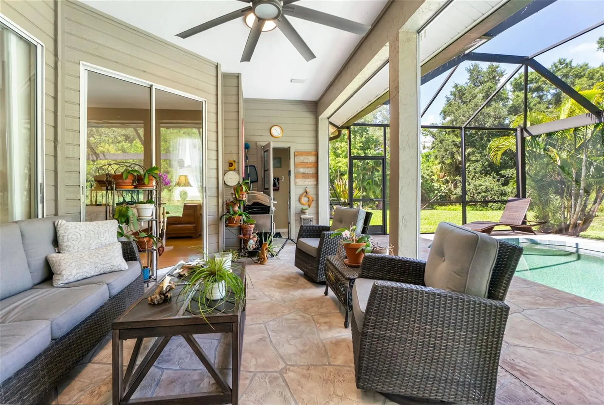 6876 Corral Circle Sarasota FL 34243