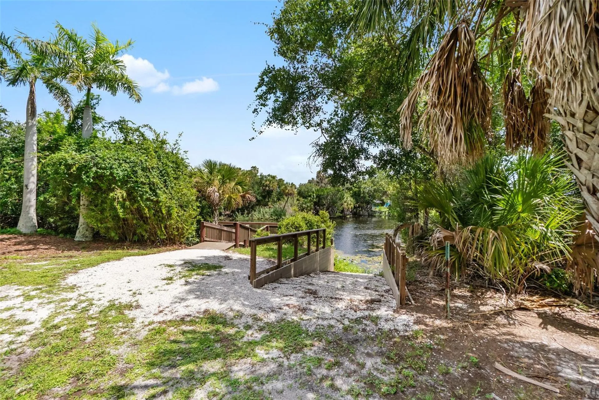 6876 Corral Circle Sarasota FL 34243