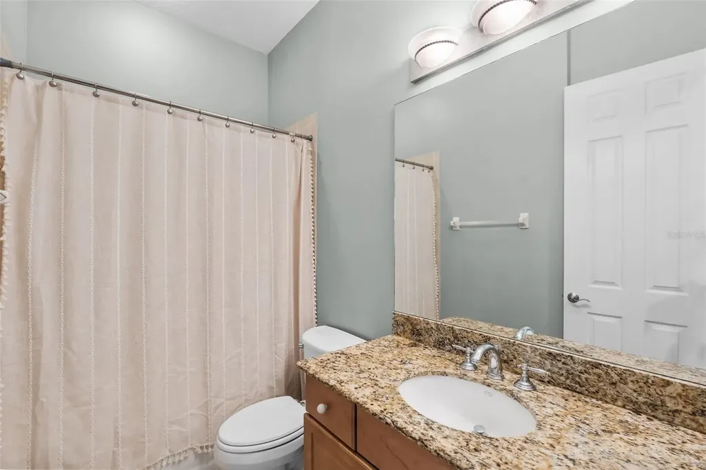 2419 Victoria Gardens Lane Tampa FL 33609