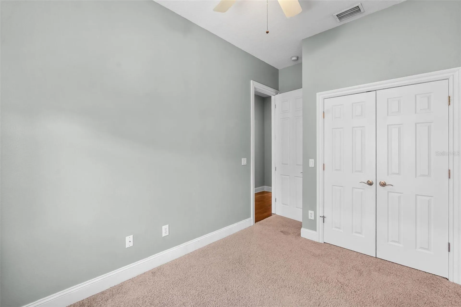2419 Victoria Gardens Lane Tampa FL 33609
