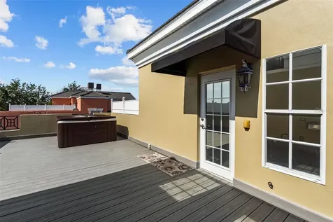 2419 Victoria Gardens Lane Tampa FL 33609