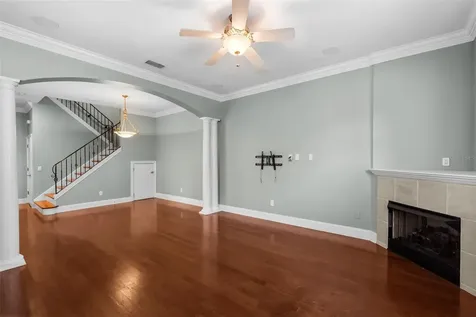 2419 Victoria Gardens Lane Tampa FL 33609