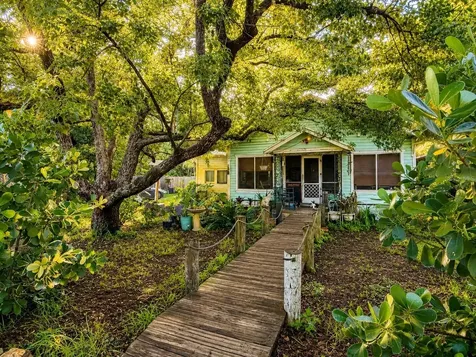 129 S Mills Avenue Arcadia FL 34266