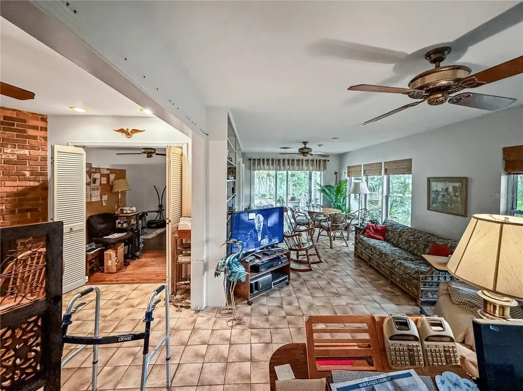 2340 Derbyshire Road Maitland FL 32751