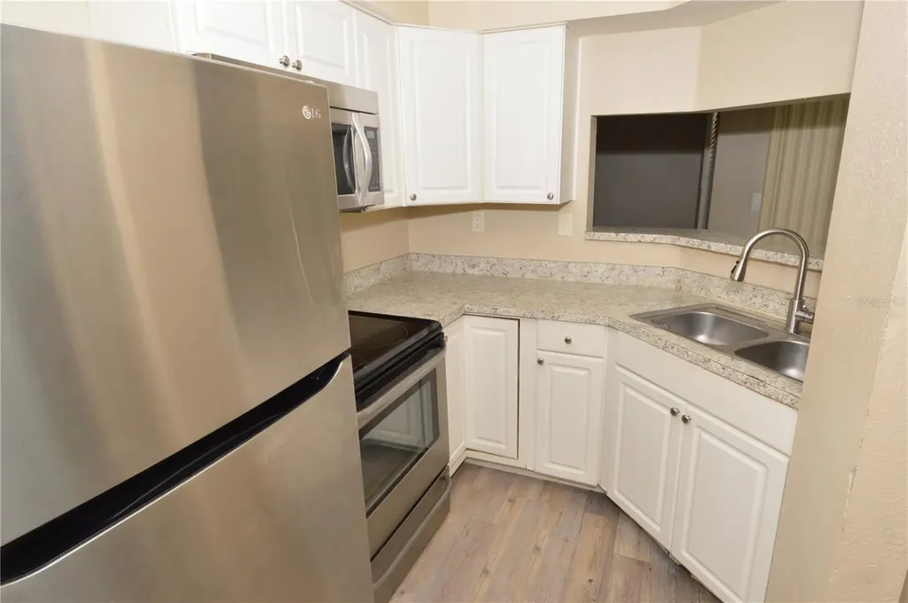 8764 Mallard Reserve Drive Tampa FL 33614