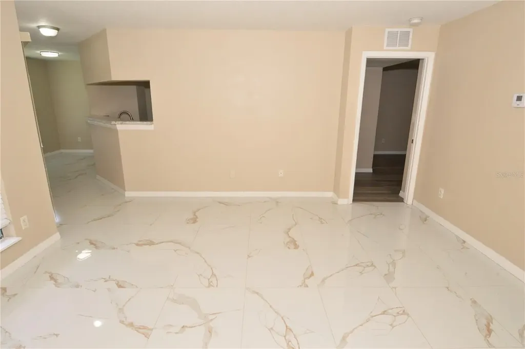 8764 Mallard Reserve Drive Tampa FL 33614