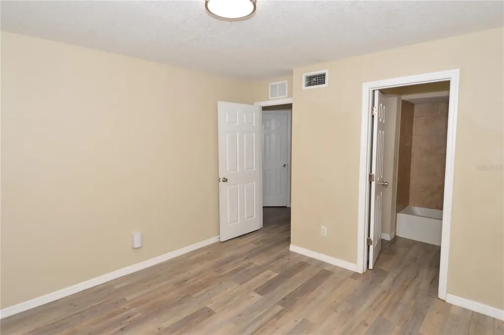 8764 Mallard Reserve Drive Tampa FL 33614