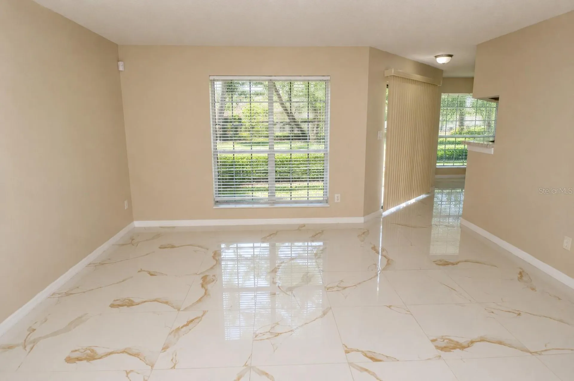 8764 Mallard Reserve Drive Tampa FL 33614