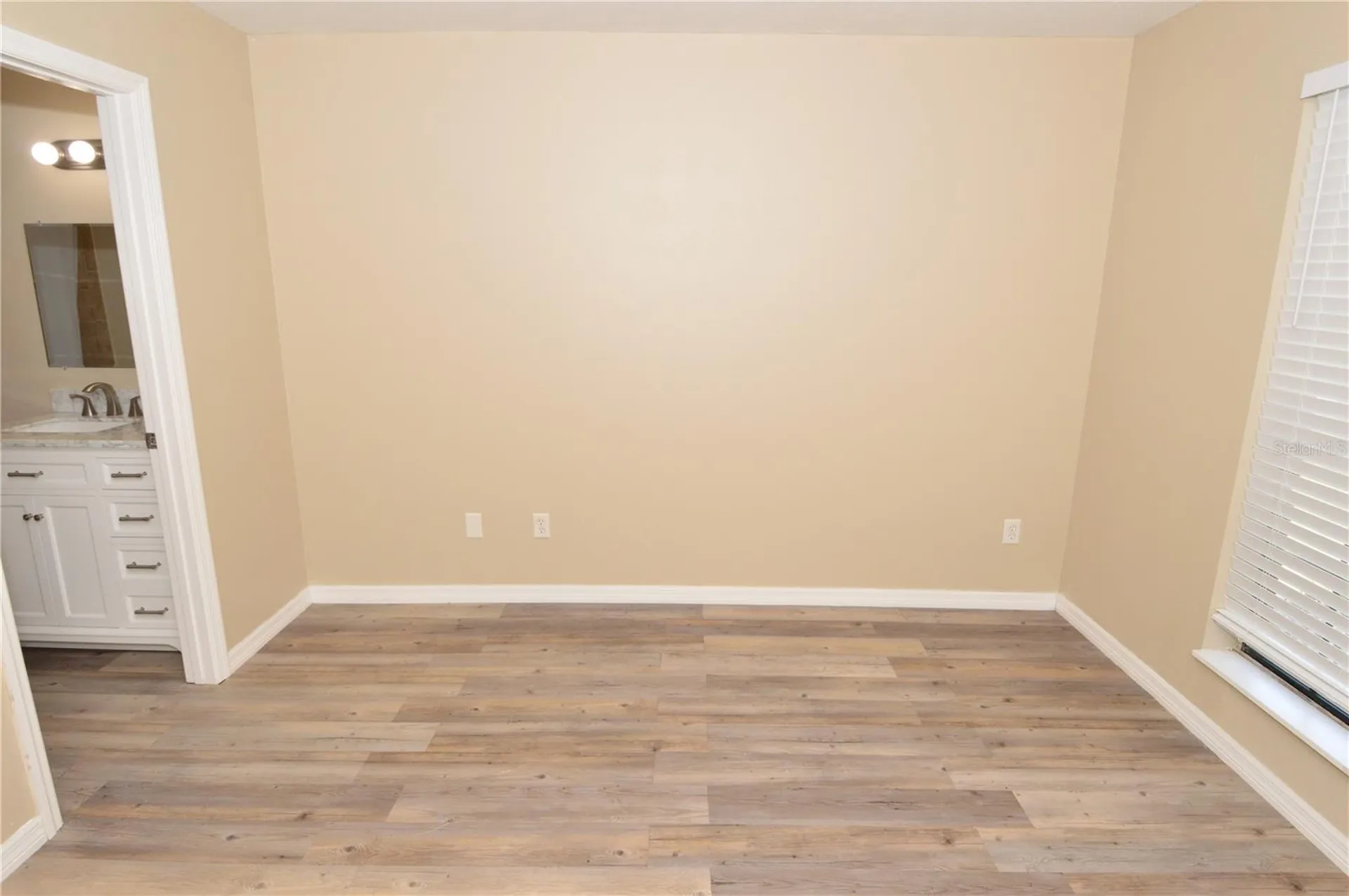 8764 Mallard Reserve Drive Tampa FL 33614