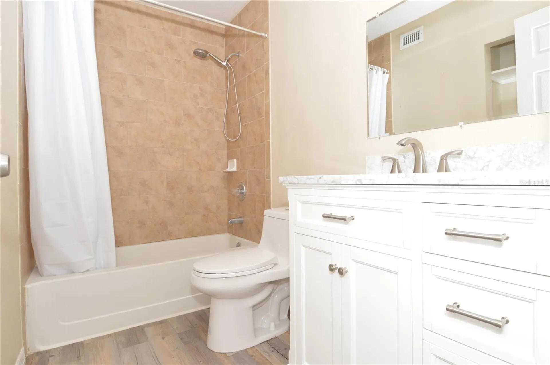 8764 Mallard Reserve Drive Tampa FL 33614