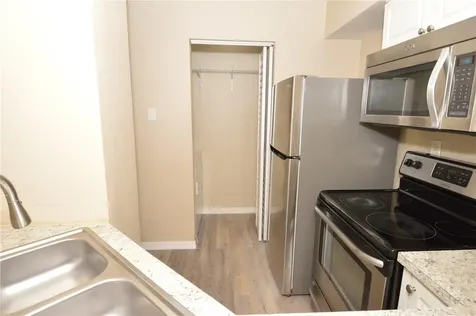 8764 Mallard Reserve Drive Tampa FL 33614