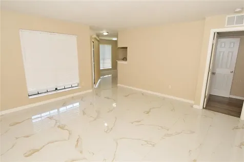 8764 Mallard Reserve Drive Tampa FL 33614