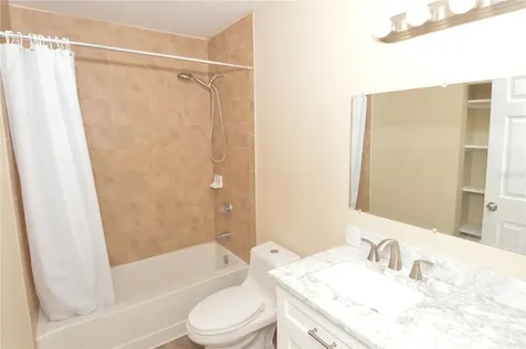 8764 Mallard Reserve Drive Tampa FL 33614