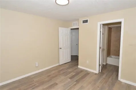 8764 Mallard Reserve Drive Tampa FL 33614