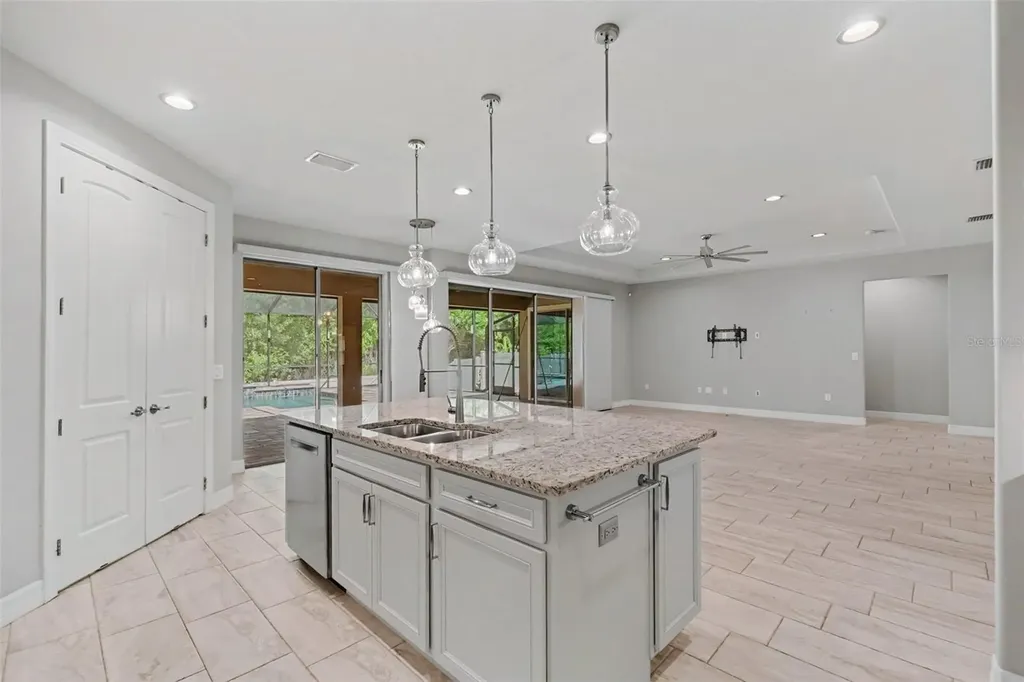11610 Dublin Grafton Drive Riverview FL 33579
