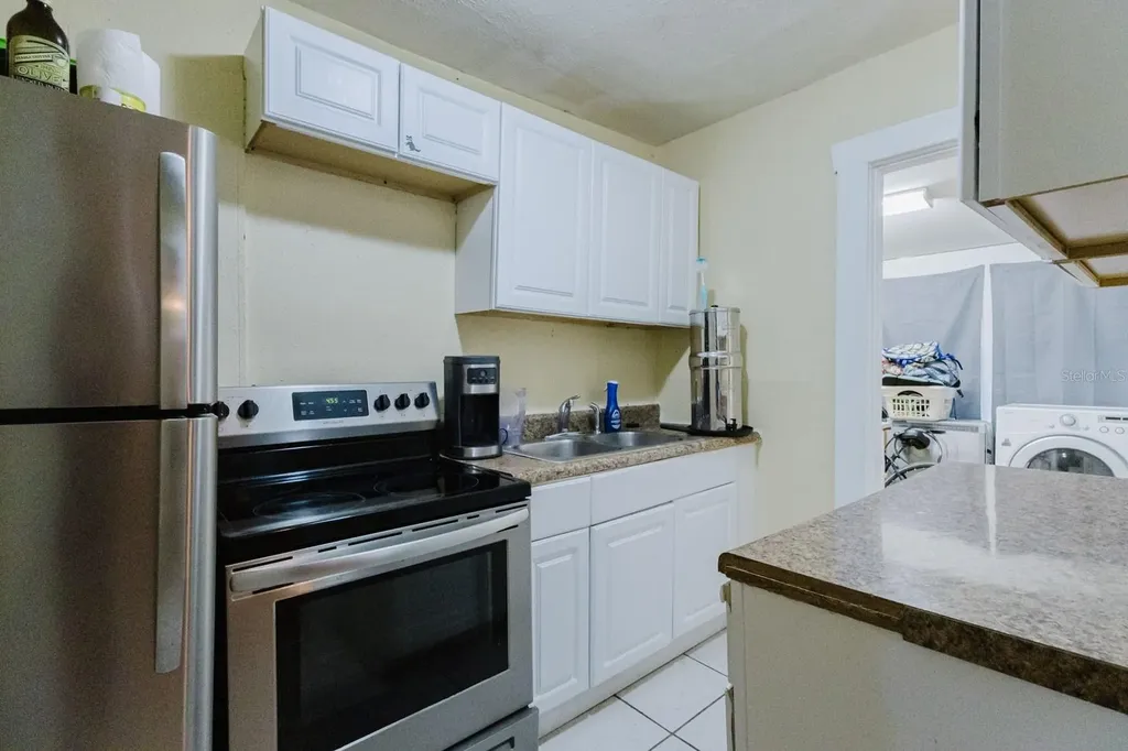 2560 5th Avenue S St Petersburg FL 33712