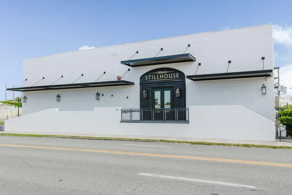 2560 5th Avenue S St Petersburg FL 33712