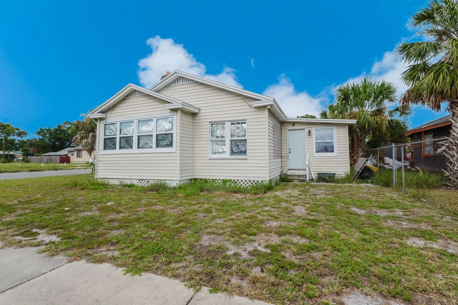 2560 5th Avenue S St Petersburg FL 33712