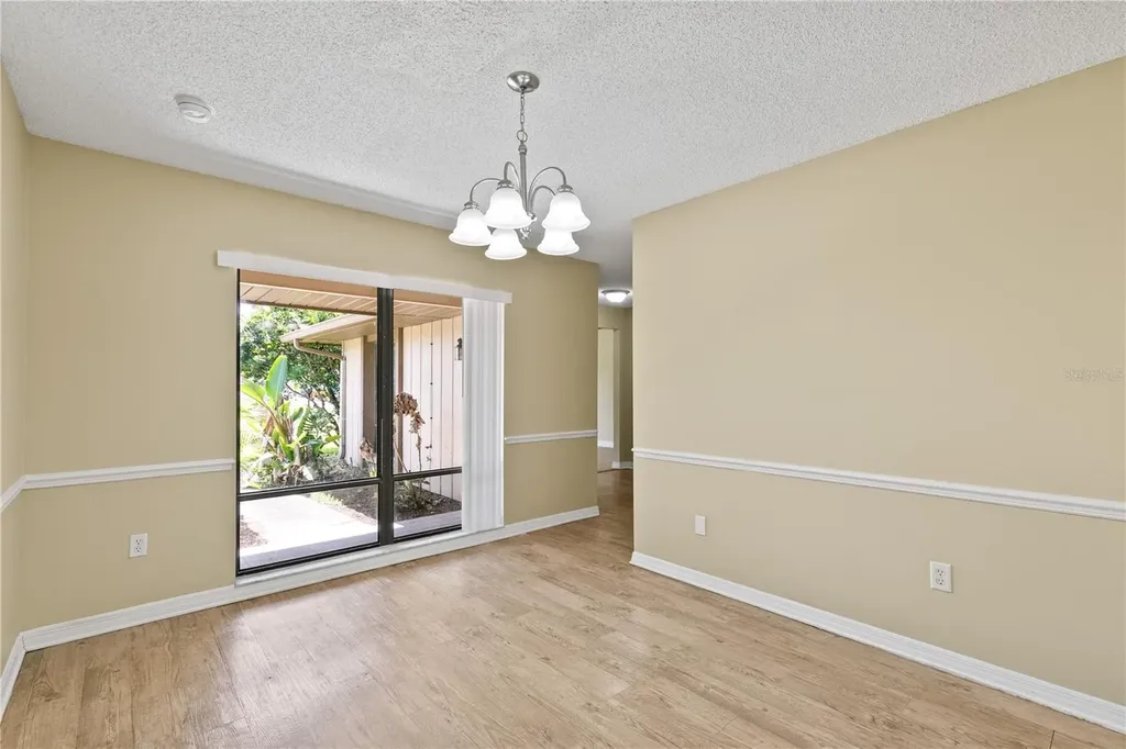 1504 Perez Orlando FL 32825