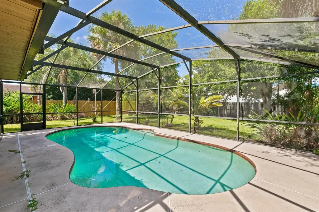 1504 Perez Orlando FL 32825