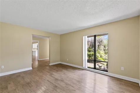 1504 Perez Orlando FL 32825