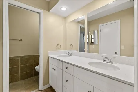 1504 Perez Orlando FL 32825