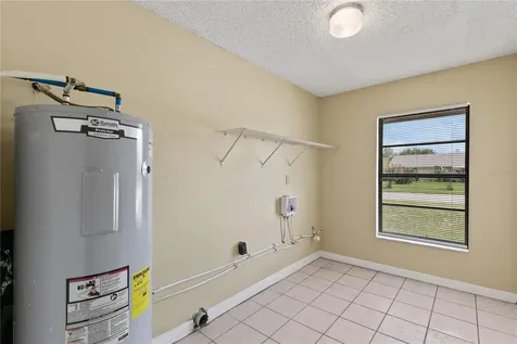 1504 Perez Orlando FL 32825