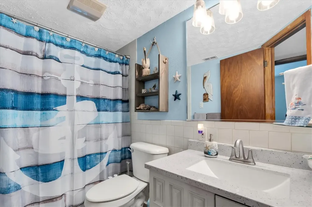 3227 48th Avenue N St Petersburg FL 33714