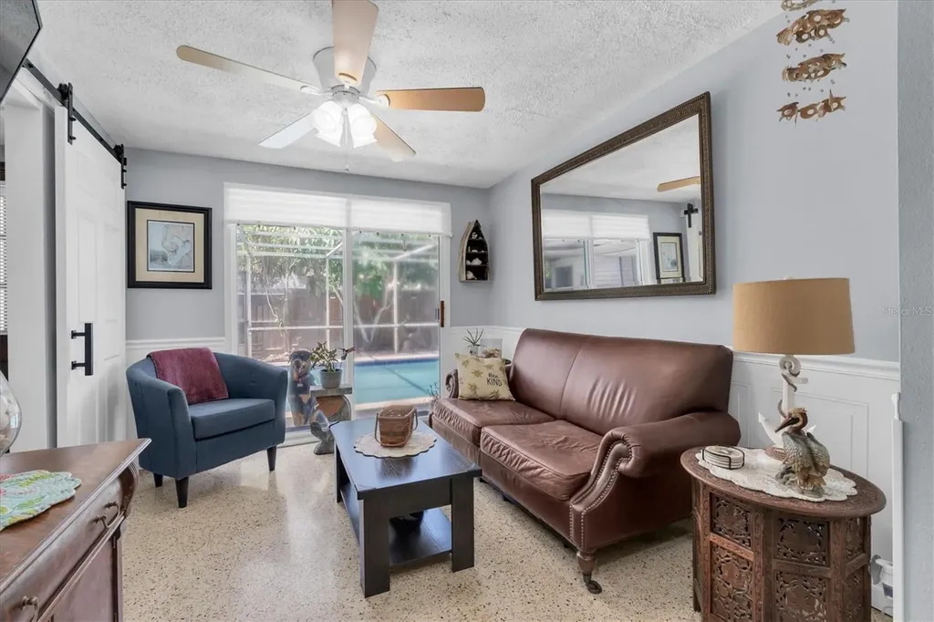 3227 48th Avenue N St Petersburg FL 33714