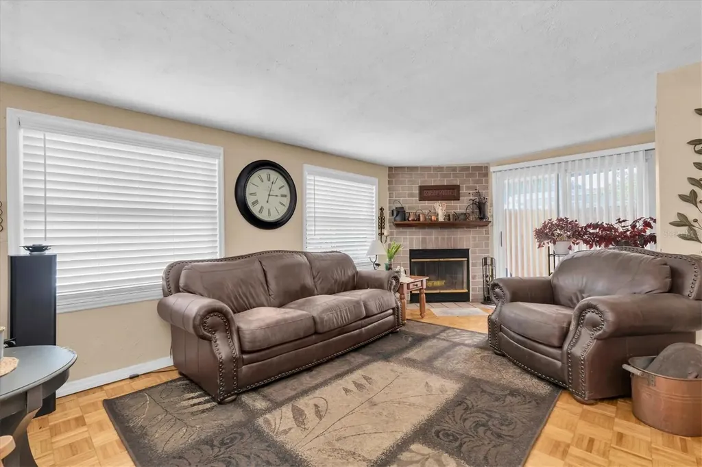 3227 48th Avenue N St Petersburg FL 33714