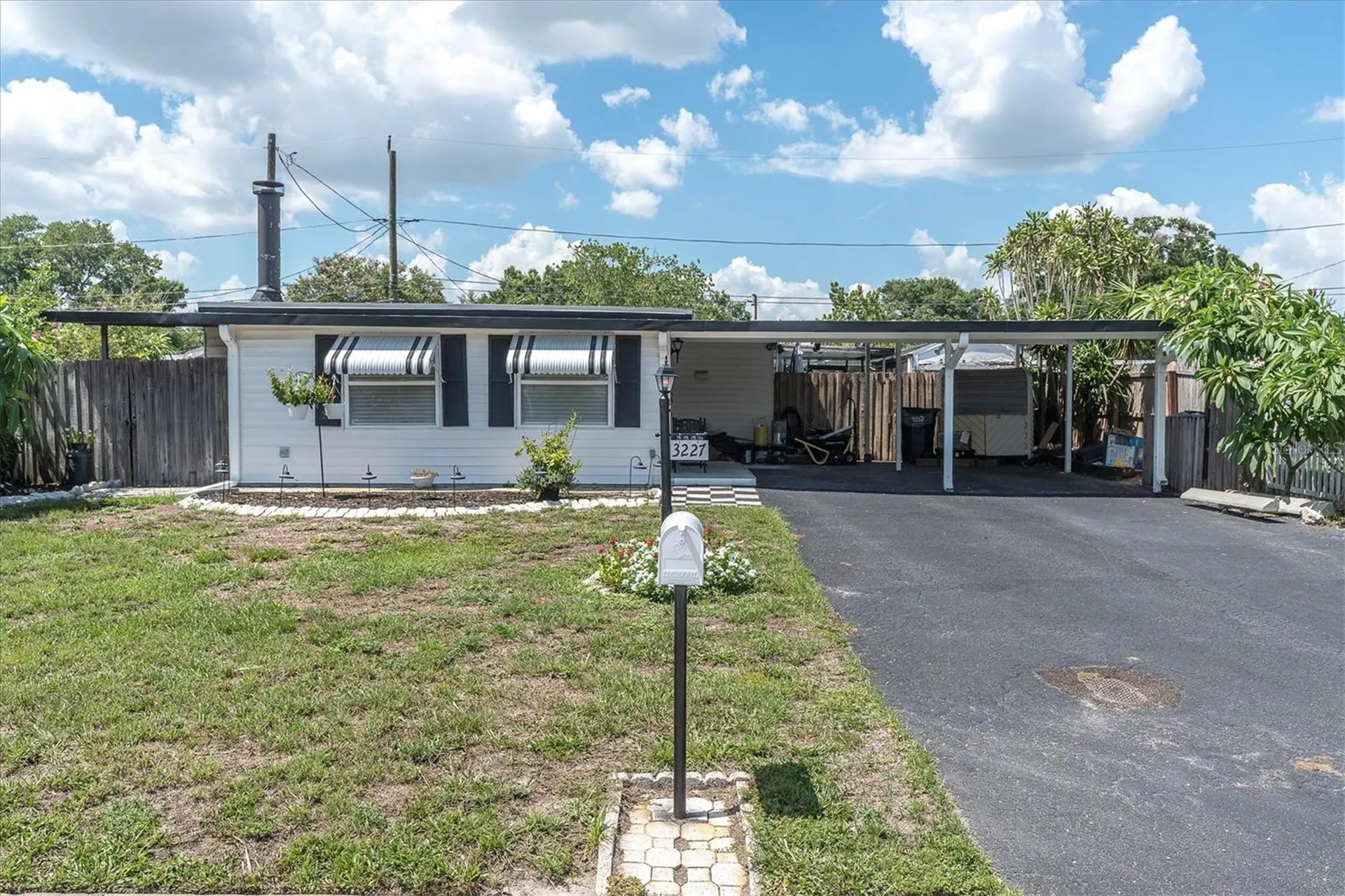 3227 48th Avenue N St Petersburg FL 33714