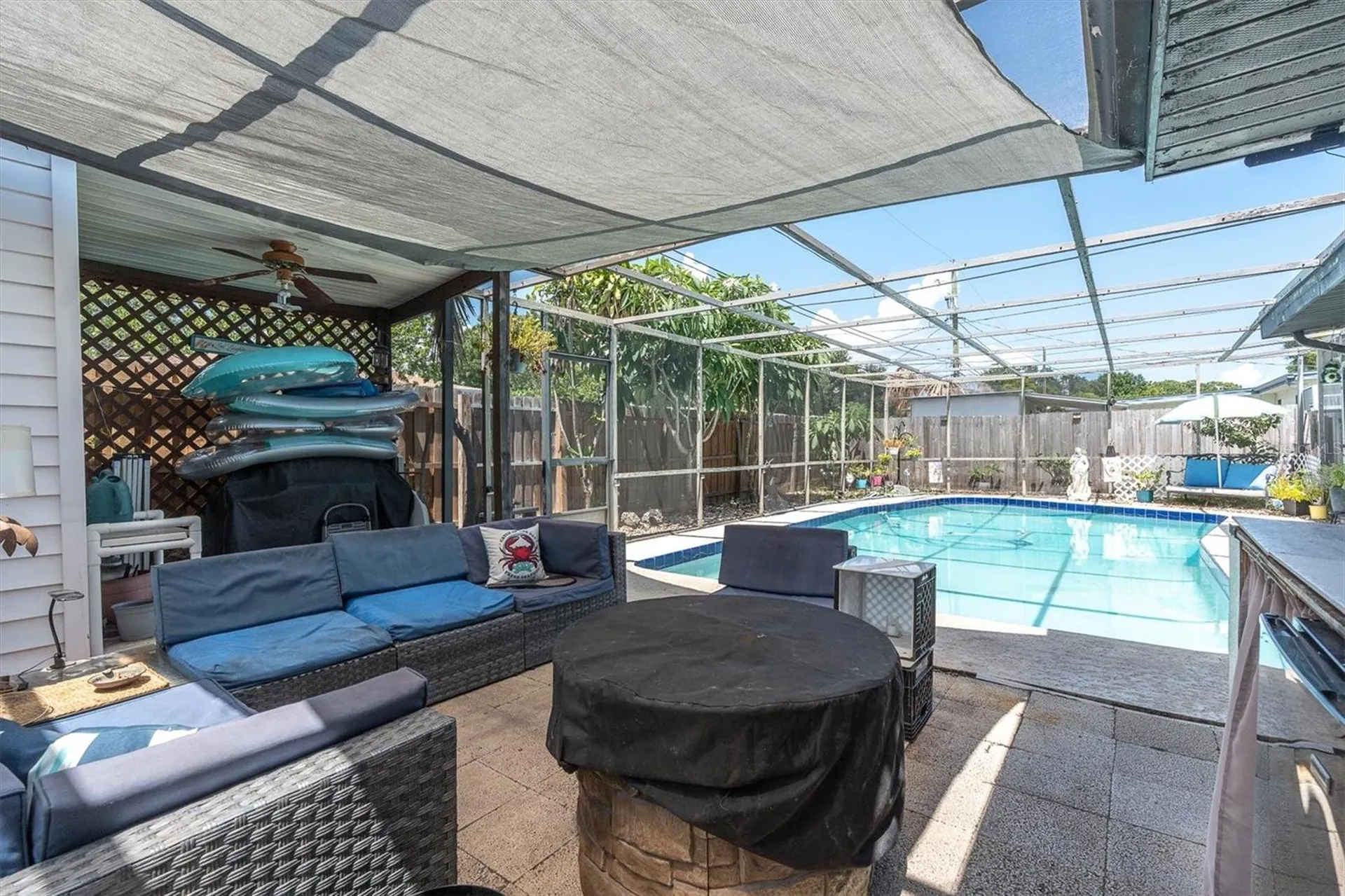 3227 48th Avenue N St Petersburg FL 33714