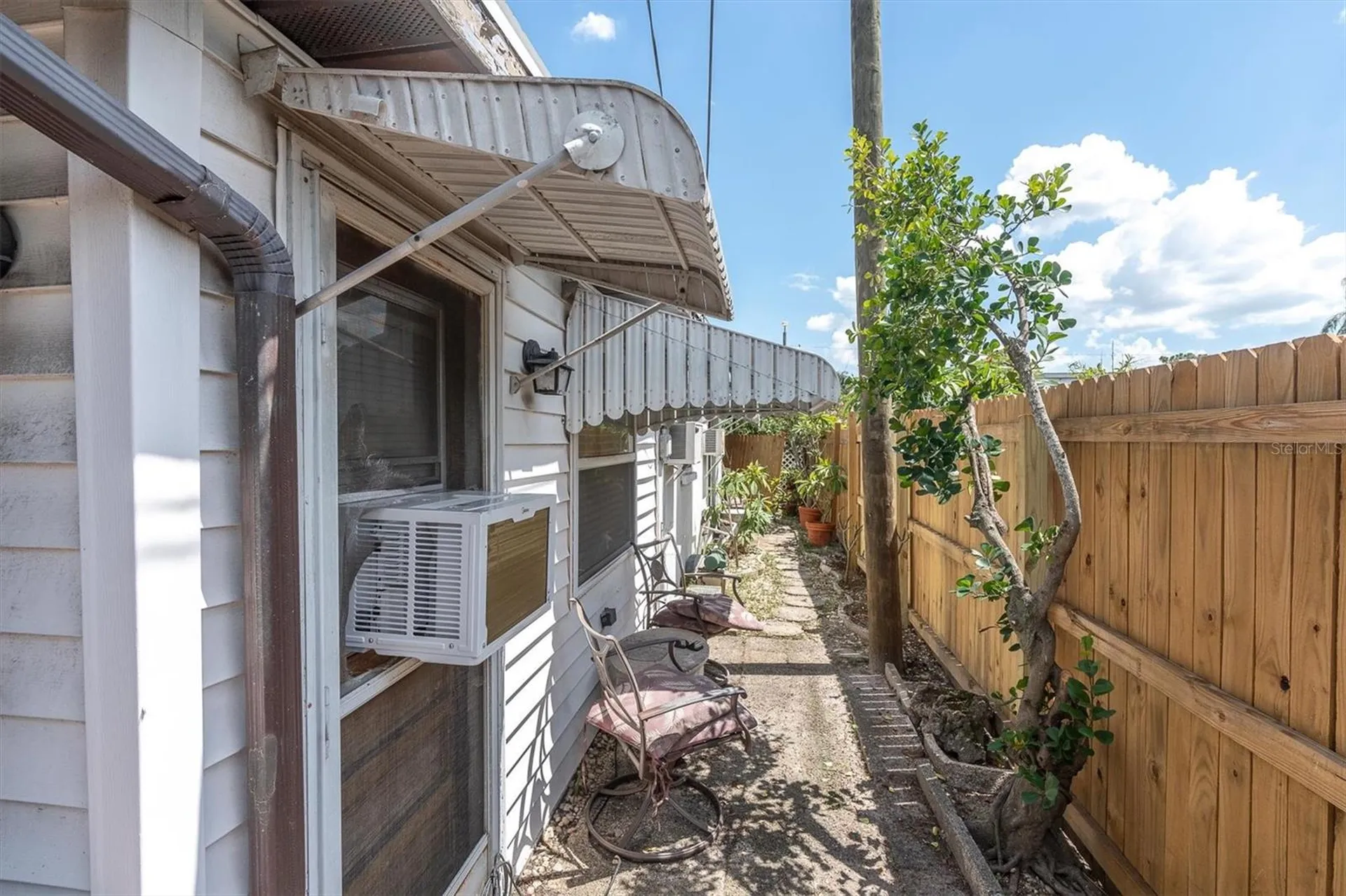3227 48th Avenue N St Petersburg FL 33714