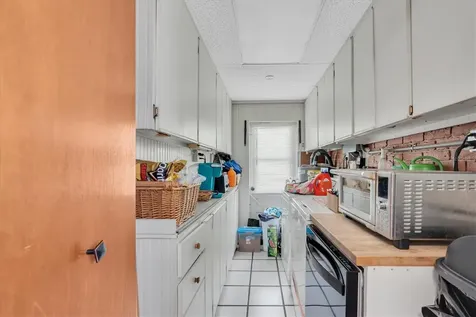 3227 48th Avenue N St Petersburg FL 33714