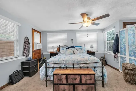 3227 48th Avenue N St Petersburg FL 33714
