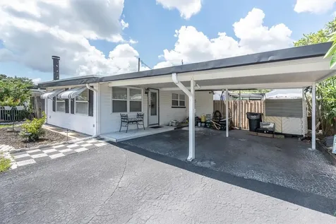 3227 48th Avenue N St Petersburg FL 33714